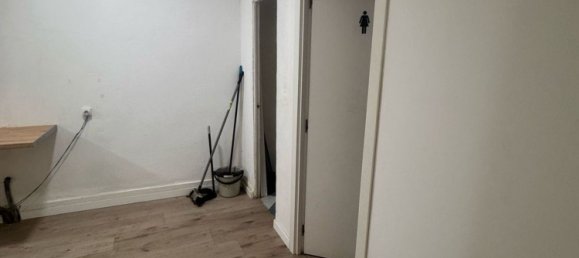 Imóvel comercial em Valencia, Spain 176 m² N.º 160048 9