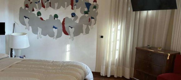 Квартира с 15 комнатами в Эрба, Италия № 3906 8