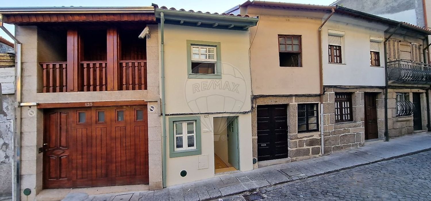 2 bedrooms House in Guimaraes, Portugal No. 183249