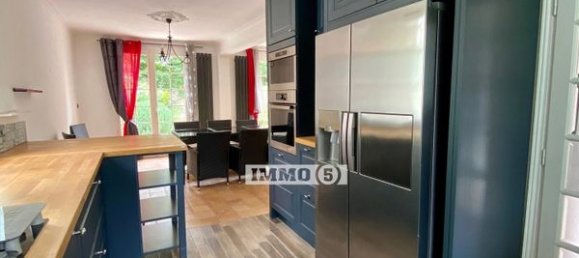 Дом с 5 спальнями в Гурне-сюр-Марн, Франция № 174886 8