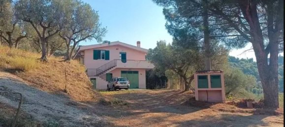 Дом с 3 комнатами в Дзагаризе, Италия № 150692 7