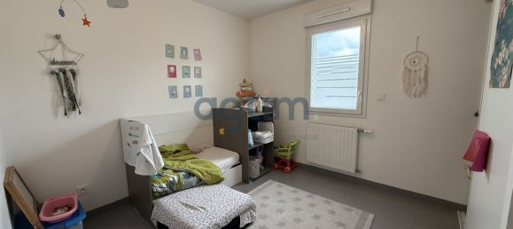 4 bedrooms House in La Roche-sur-Yon, France No. 299924 3