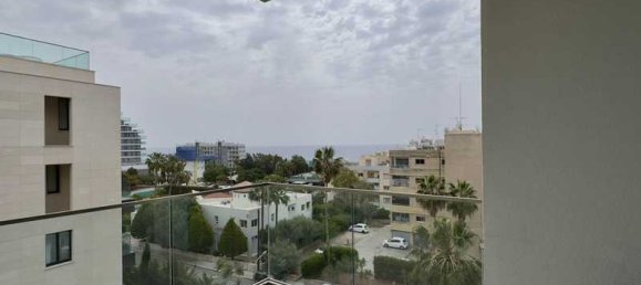 3 bedrooms Penthouse in Germasogeia, Cyprus No. 8299 7