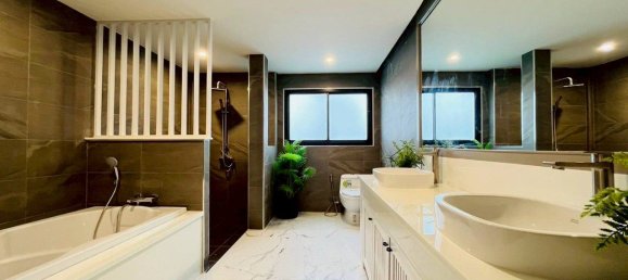 4 chambres house à vendre à Pattaya, Chonburi, Eastern Thailand, Thailand № 62138 13