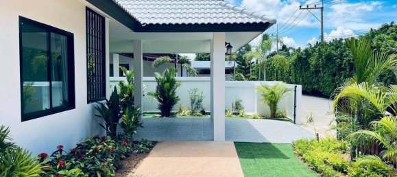 4 chambres house à vendre à Pattaya, Chonburi, Eastern Thailand, Thailand № 62138 6