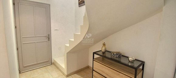 3 bedrooms House in Morainvilliers, France No. 170995 5