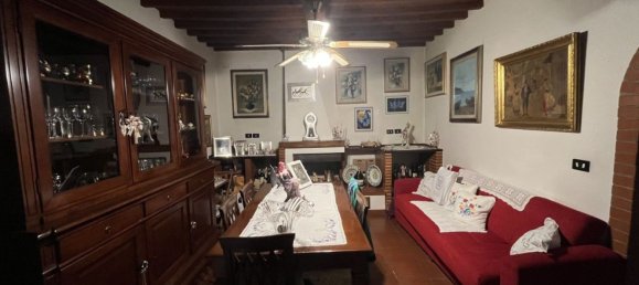 4-Zimmer Haus in Campi Bisenzio, Italy, Nr. 71290 9