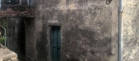 Дом с 3 комнатами в Авеньо, Италия № 172866 2