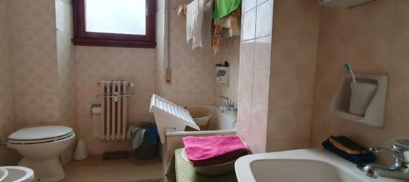 Квартира с 10 комнатами в Пезаро, Италия № 172068 6