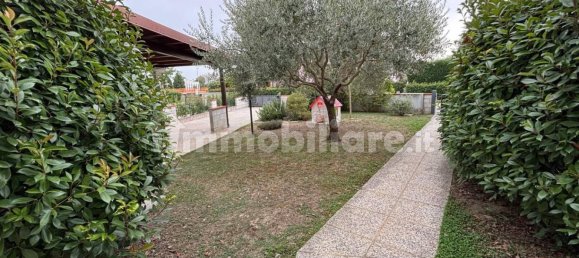 2 bedrooms Apartment in Vigarano Mainarda, Italy No. 379606 5