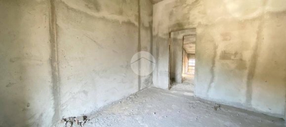 6 bedrooms House in Losine, Italy No. 378655 11