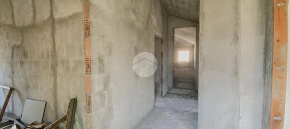 6 bedrooms House in Losine, Italy No. 378655 10