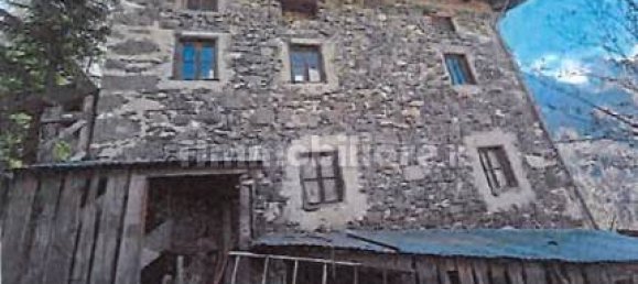 6 bedrooms Villa in Alleghe, Italy No. 351137 4