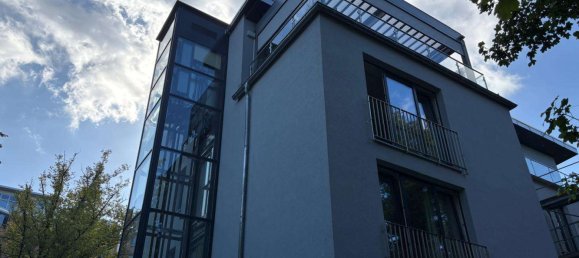 Квартира с 3 спальнями в Висбаден, Германия № 270350 2