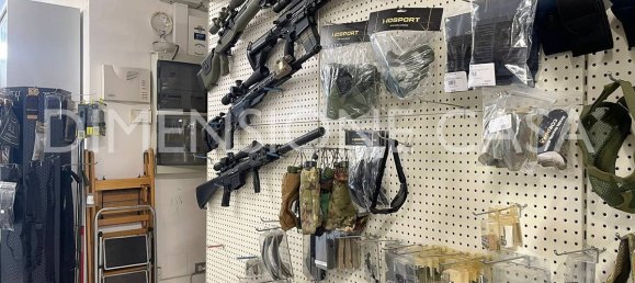 1 room Commercial property in Carpi, Italy No. 200022 7