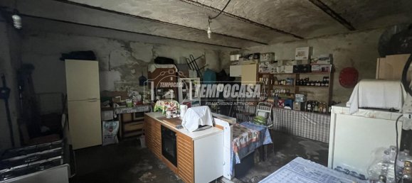 6غرفة منزل في Tigliole, Italy رقم 102825 11