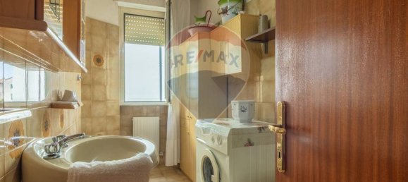 Apartamento de 2 dormitorios en Ischia di Castro, Italy No. 308673 15