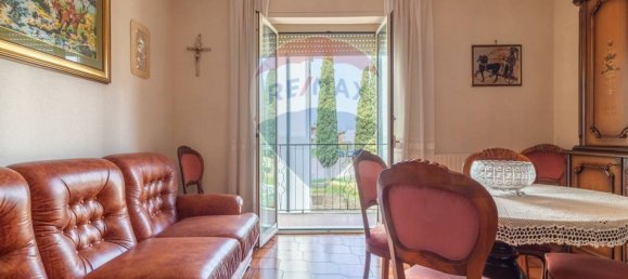 Apartamento de 2 dormitorios en Ischia di Castro, Italy No. 308673 12