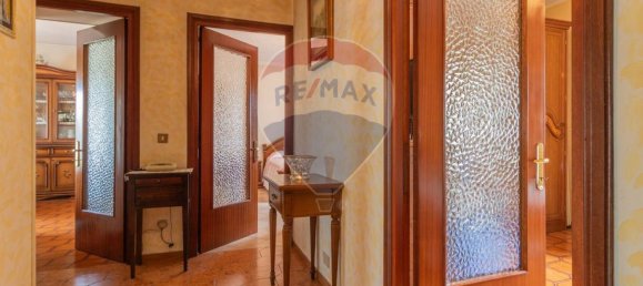 Apartamento de 2 dormitorios en Ischia di Castro, Italy No. 308673 16