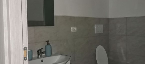 Квартира с 2 комнатами в Лечче, Италия № 25935 11