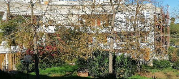 Квартира с 2 комнатами в Лечче, Италия № 25935 17