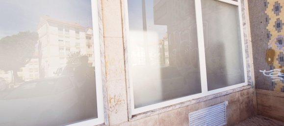 Gewerbliche Immobilie in Almada, Portugal 40m², Nr. 46638 30