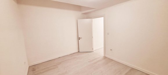 Gewerbliche Immobilie in Almada, Portugal 40m², Nr. 46638 15