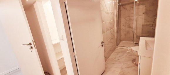 Gewerbliche Immobilie in Almada, Portugal 40m², Nr. 46638 6