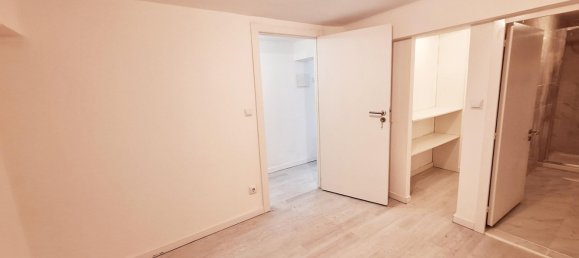 Gewerbliche Immobilie in Almada, Portugal 40m², Nr. 46638 4