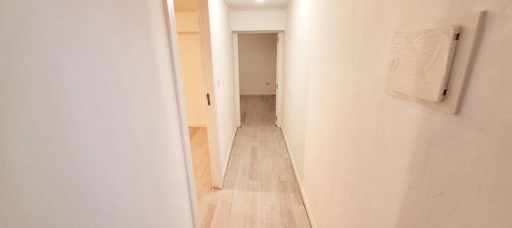 Gewerbliche Immobilie in Almada, Portugal 40m², Nr. 46638 33