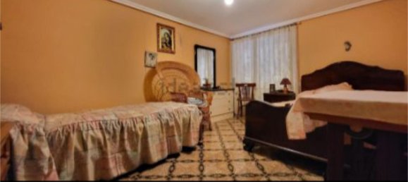 Casa de 5 dormitorios en Fuensaldaña, Spain No. 146450 20