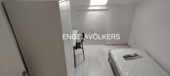 9 bedrooms House in Lisbon, Portugal No. 135023 12