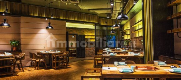 3 rooms Commercial property in Lissone, Italy No. 213935 6