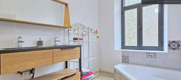 Casa de 5 dormitorios en Chateaubourg, France No. 206575 17