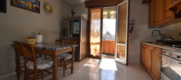 3 rooms Apartment in Guastalla, Italy No. 131031 4