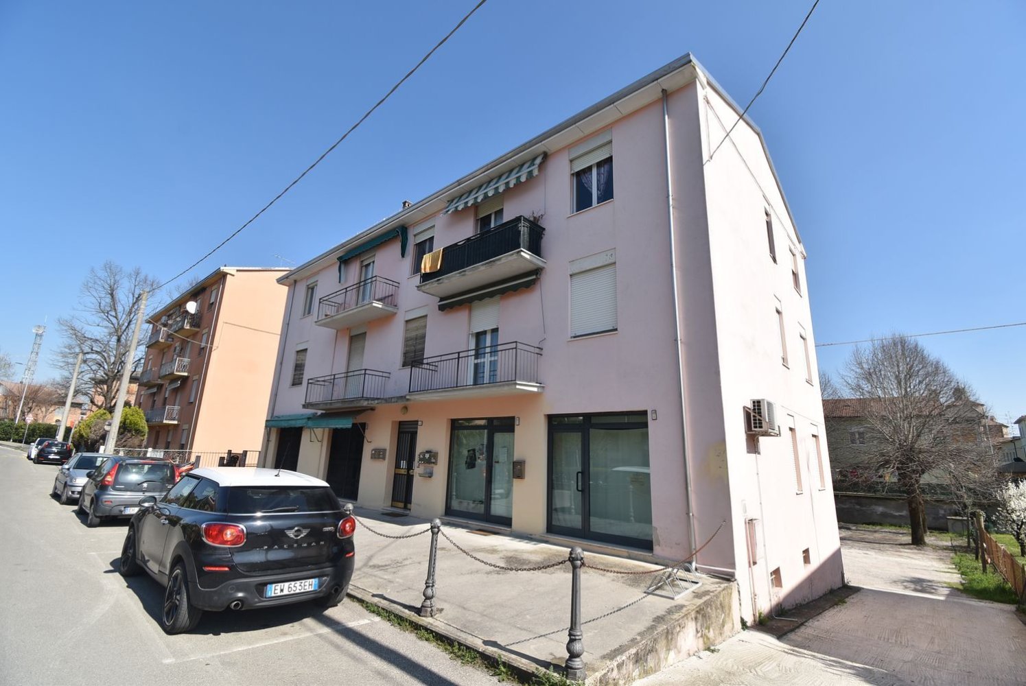 3 rooms Apartment in Guastalla, Italy No. 131031