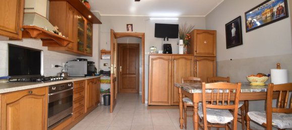 3 rooms Apartment in Guastalla, Italy No. 131031 3