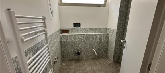 Apartamento de 3 habitaciónes en Fiumicino, Italy No. 291964 19