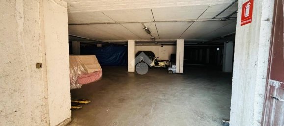 300m² Warehouse in Costa Volpino, Italy No. 139218 4