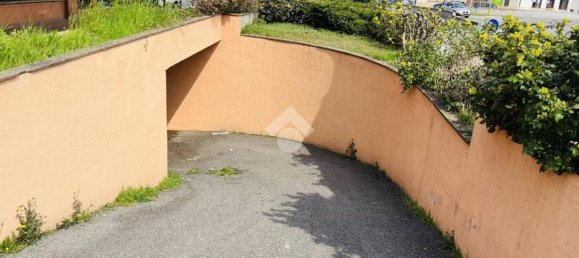 300m² Warehouse in Costa Volpino, Italy No. 139218 2