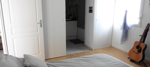 1 bedroom Apartment in La Chaussee-Saint-Victor, France No. 220546 5