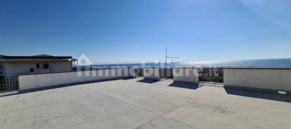 Квартира с 3 спальнями в Фалерна, Италия № 212491 16