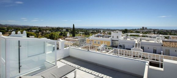 2 bedrooms Penthouse in Marbella, Spain No. 44569 11