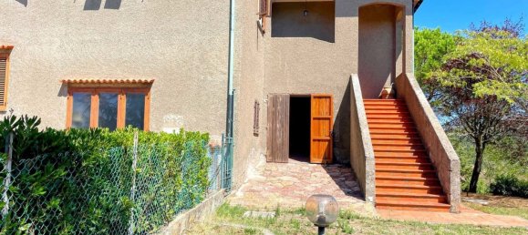 6 rooms House in Pomarance, Italy No. 139935 25