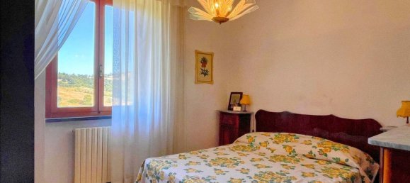 6 rooms House in Pomarance, Italy No. 139935 10