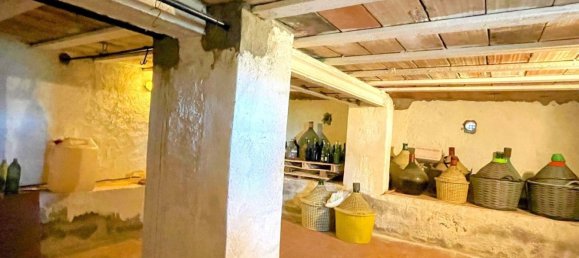 6 rooms House in Pomarance, Italy No. 139935 17