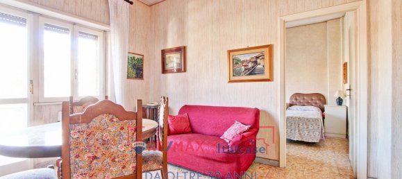 3 Schlafzimmer Wohnung in Rome, Italy, Nr. 371506 7
