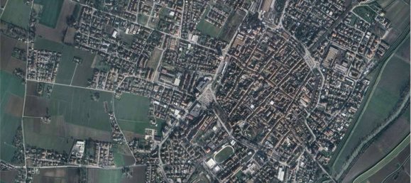 Escritório de 1 divisão em Cento, Italy N.º 258277 2