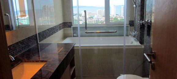 1 bedroom Condo in Pattaya, Thailand No. 1649 3