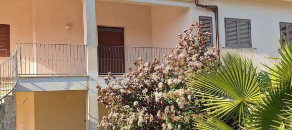 7 bedrooms Villa in Ostuni, Italy No. 374951 3